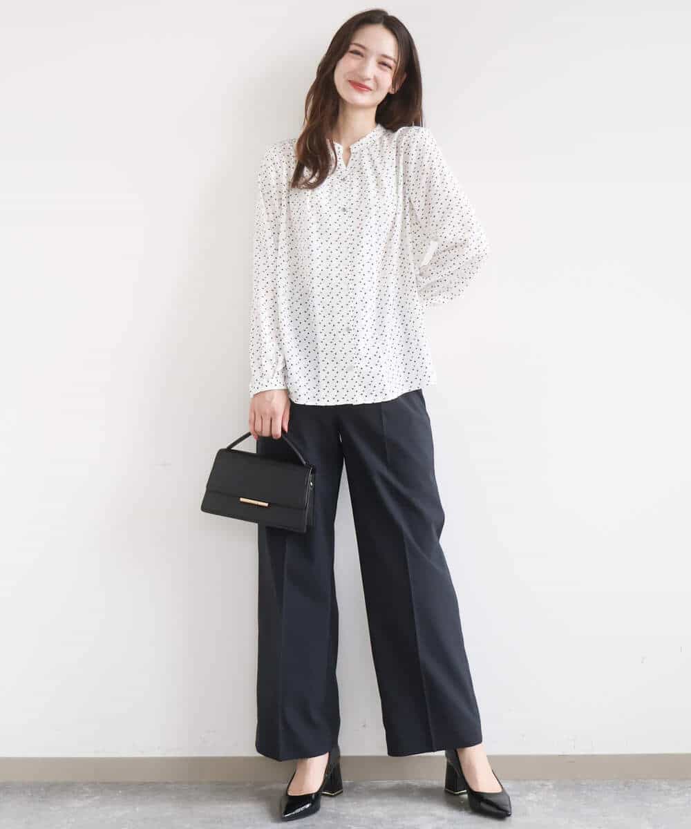 F1BGD39150 MK MICHEL KLEIN(小さいサイズ)(メゾン ドゥ サンク) 【小さいサイズ】ミニトライアングル幾何柄ブラウス/接触冷感/UVカット/洗濯機で洗える アイボリー