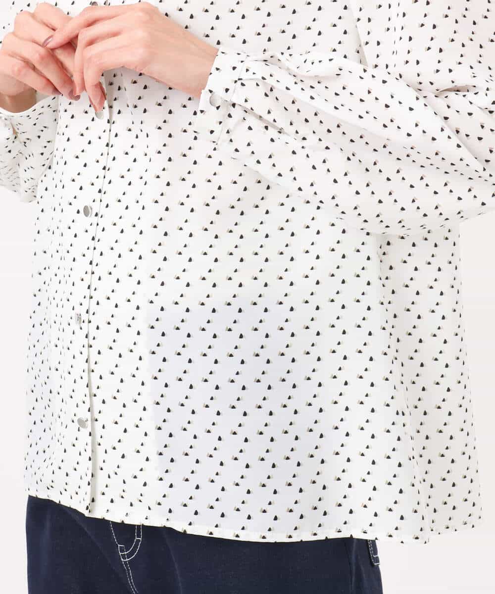 F1BGD39150 MK MICHEL KLEIN(小さいサイズ)(メゾン ドゥ サンク) 【小さいサイズ】ミニトライアングル幾何柄ブラウス/接触冷感/UVカット/洗濯機で洗える アイボリー