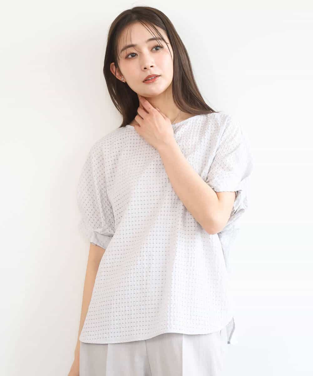 F1BGD45160 MK MICHEL KLEIN(小さいサイズ)(メゾン ドゥ サンク) 【小さいサイズ】[洗える]シアーチェック柄タックスリーブブラウス ライトグレー