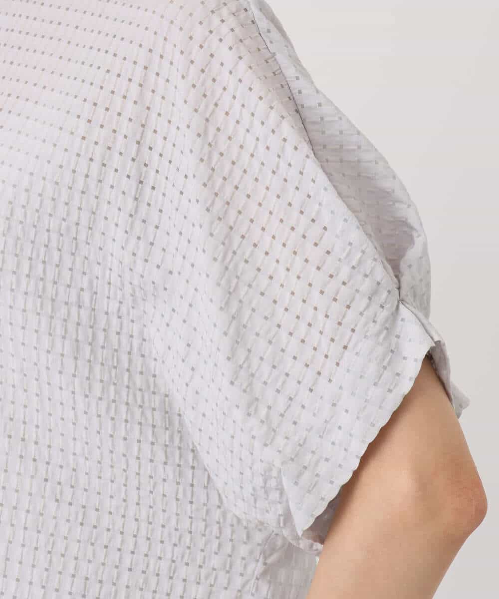 F1BGD45160 MK MICHEL KLEIN(小さいサイズ)(メゾン ドゥ サンク) 【小さいサイズ】[洗える]シアーチェック柄タックスリーブブラウス ライトグレー