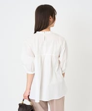F1BGD48180 MK MICHEL KLEIN(小さいサイズ)(メゾン ドゥ サンク) 【小さいサイズ】コットンピンタックチュニックブラウス/洗える ライトブルー
