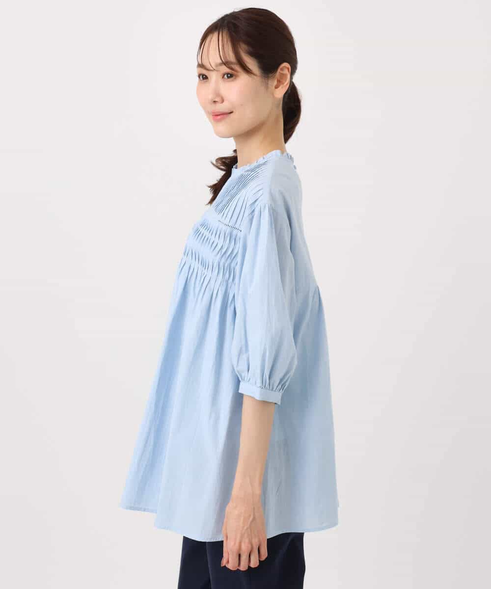 F1BGD48180 MK MICHEL KLEIN(小さいサイズ)(メゾン ドゥ サンク) 【小さいサイズ】コットンピンタックチュニックブラウス/洗える ライトブルー