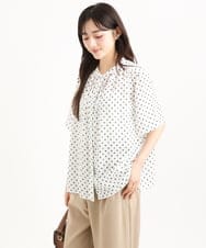 F1BGD51150 MK MICHEL KLEIN(小さいサイズ)(メゾン ドゥ サンク) 【小さいサイズ】[UVカット/接触冷感/洗濯機で洗える]フレアスリーブ幾何柄ブラウス ネイビー