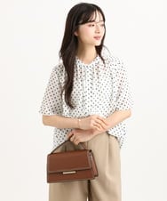 F1BGD51150 MK MICHEL KLEIN(小さいサイズ)(メゾン ドゥ サンク) 【小さいサイズ】[UVカット/接触冷感/洗濯機で洗える]フレアスリーブ幾何柄ブラウス ネイビー