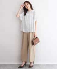 F1BGD51150 MK MICHEL KLEIN(小さいサイズ)(メゾン ドゥ サンク) 【小さいサイズ】[UVカット/接触冷感/洗濯機で洗える]フレアスリーブ幾何柄ブラウス ネイビー