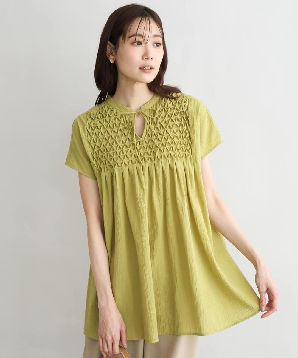 F1BGD52170 MK MICHEL KLEIN(小さいサイズ)(メゾン ドゥ サンク) 【小さいサイズ】[洗える]ハンドスモッキングブラウス イエローグリーン