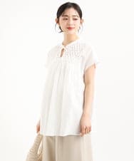 F1BGD52170 MK MICHEL KLEIN(小さいサイズ)(メゾン ドゥ サンク) 【小さいサイズ】[洗える]ハンドスモッキングブラウス ホワイト