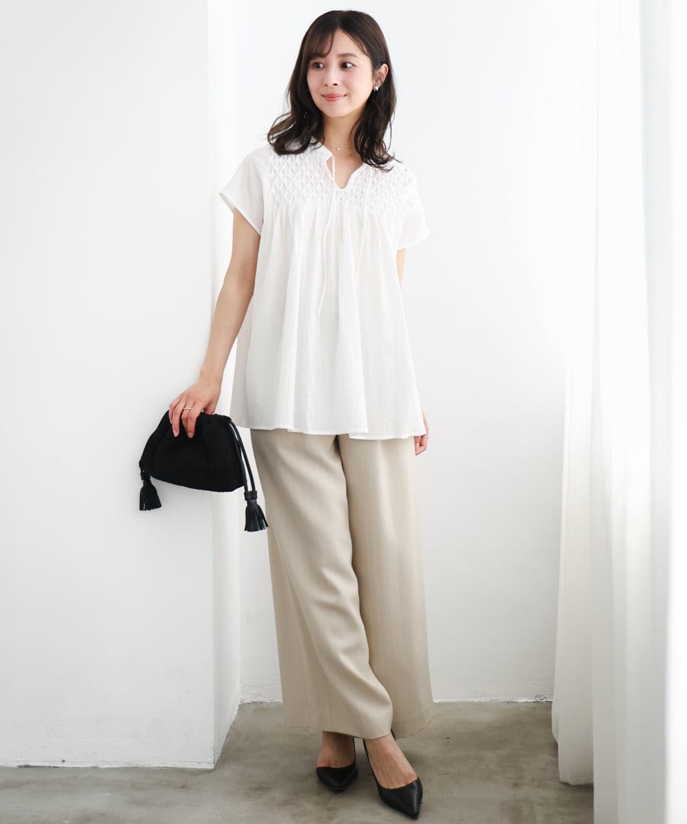F1BGD52170 MK MICHEL KLEIN(小さいサイズ)(メゾン ドゥ サンク) 【小さいサイズ】[洗える]ハンドスモッキングブラウス ホワイト