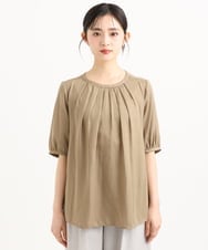 F1BGD53140 MK MICHEL KLEIN(小さいサイズ)(メゾン ドゥ サンク) 【小さいサイズ】[UVカット/接触冷感/洗える]サテン フロントタックデザインブラウス ベージュ