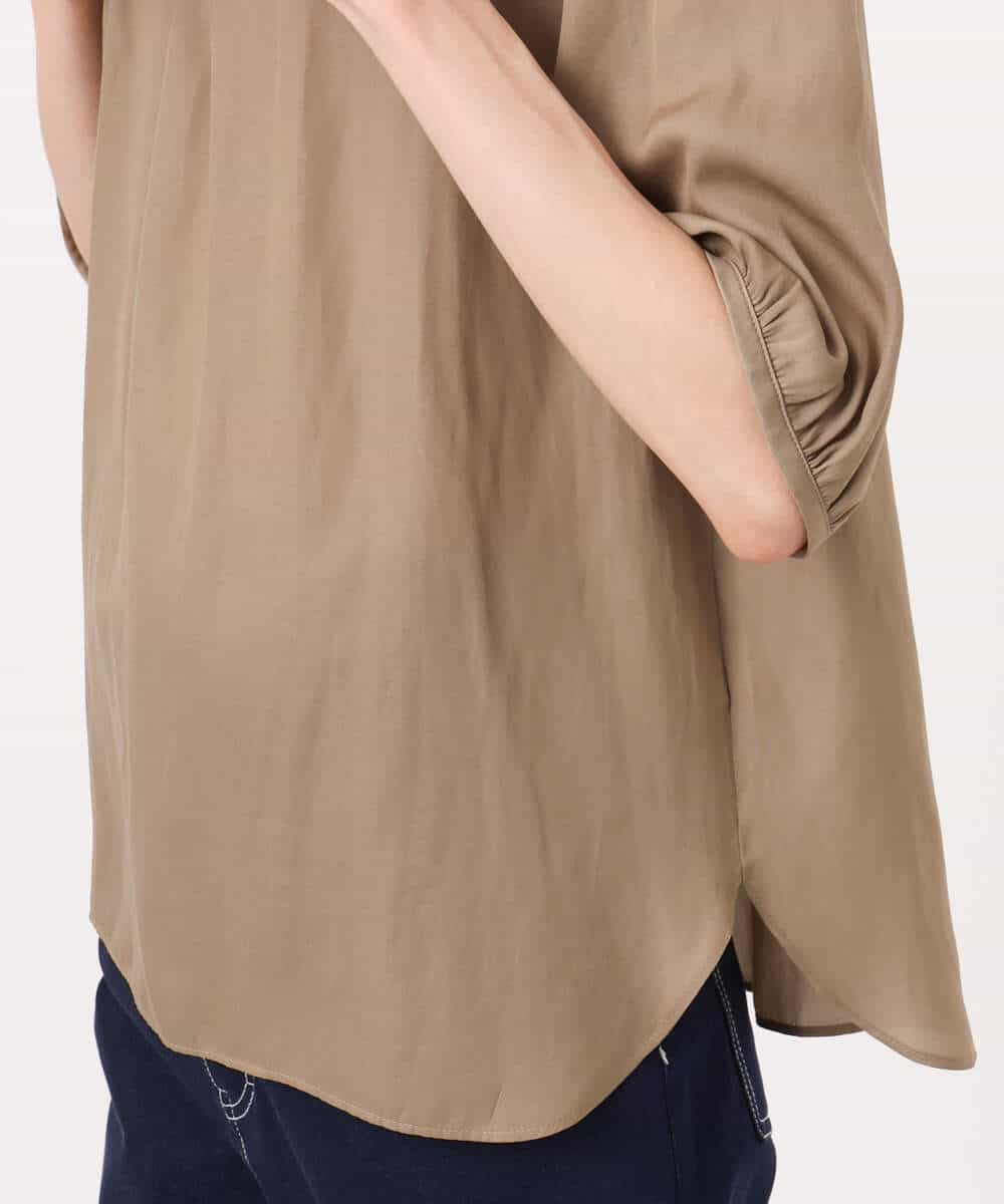 F1BGD53140 MK MICHEL KLEIN(小さいサイズ)(メゾン ドゥ サンク) 【小さいサイズ】[UVカット/接触冷感/洗える]サテン フロントタックデザインブラウス ベージュ