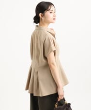 F1BGD56160 MK MICHEL KLEIN(小さいサイズ)(メゾン ドゥ サンク) 【小さいサイズ】[洗える]リネンライクストレッチ ウエストタックデザイン襟付きブラウス ブラウン
