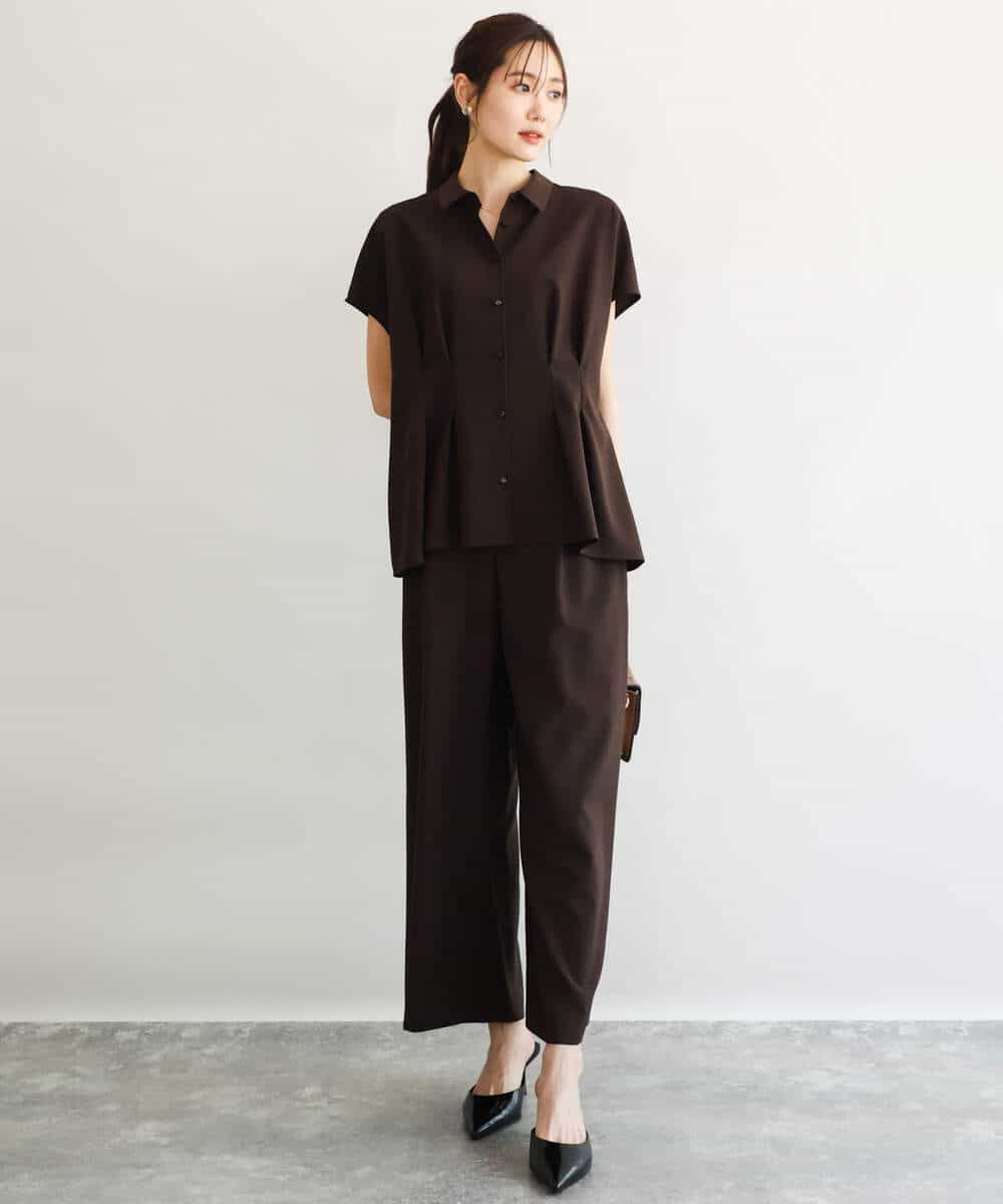 F1BGD56160 MK MICHEL KLEIN(小さいサイズ)(メゾン ドゥ サンク) 【小さいサイズ】[洗える]リネンライクストレッチ ウエストタックデザイン襟付きブラウス ブラウン