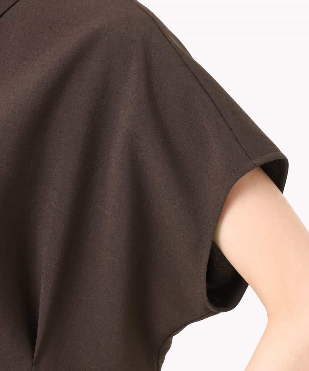 F1BGD56160 MK MICHEL KLEIN(小さいサイズ)(メゾン ドゥ サンク) 【小さいサイズ】[洗える]リネンライクストレッチ ウエストタックデザイン襟付きブラウス ブラウン