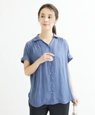 F1BGS04120 MK MICHEL KLEIN(小さいサイズ)(メゾン ドゥ サンク) 【小さいサイズ】メタル釦デザイン サテン地ブラウス/洗える ブルーグレー