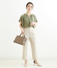 F1BGS57120 MK MICHEL KLEIN(小さいサイズ)(メゾン ドゥ サンク) 【小さいサイズ】サテン地ギャザーデザインブラウス/洗える カーキ
