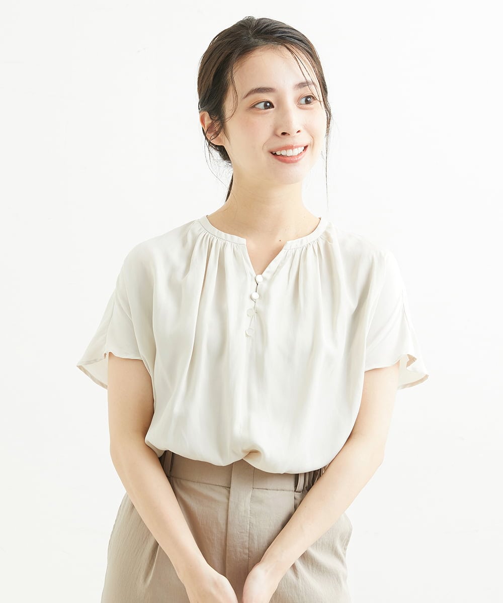 F1BGS57120 MK MICHEL KLEIN(小さいサイズ)(メゾン ドゥ サンク) 【小さいサイズ】サテン地ギャザーデザインブラウス/洗える カーキ