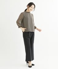 F1BIS05130 MK MICHEL KLEIN(小さいサイズ)(メゾン ドゥ サンク) 【小さいサイズ】シャーリングデザイン幾何柄プリントブラウス/洗える ワイン