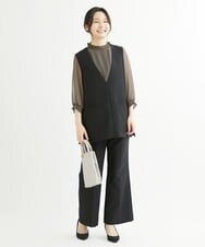 F1BIS05130 MK MICHEL KLEIN(小さいサイズ)(メゾン ドゥ サンク) 【小さいサイズ】シャーリングデザイン幾何柄プリントブラウス/洗える ワイン