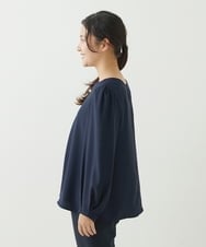 F1BJP38130 MK MICHEL KLEIN(小さいサイズ)(メゾン ドゥ サンク) 【小さいサイズ】パールピン付きブラウス/洗える ネイビー