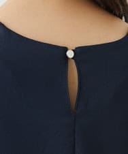 F1BJP38130 MK MICHEL KLEIN(小さいサイズ)(メゾン ドゥ サンク) 【小さいサイズ】パールピン付きブラウス/洗える ネイビー