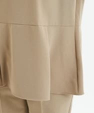 F1BJS34130 MK MICHEL KLEIN(小さいサイズ)(メゾン ドゥ サンク) 【小さいサイズ】ペプラムシルエットブラウス/洗える モカ
