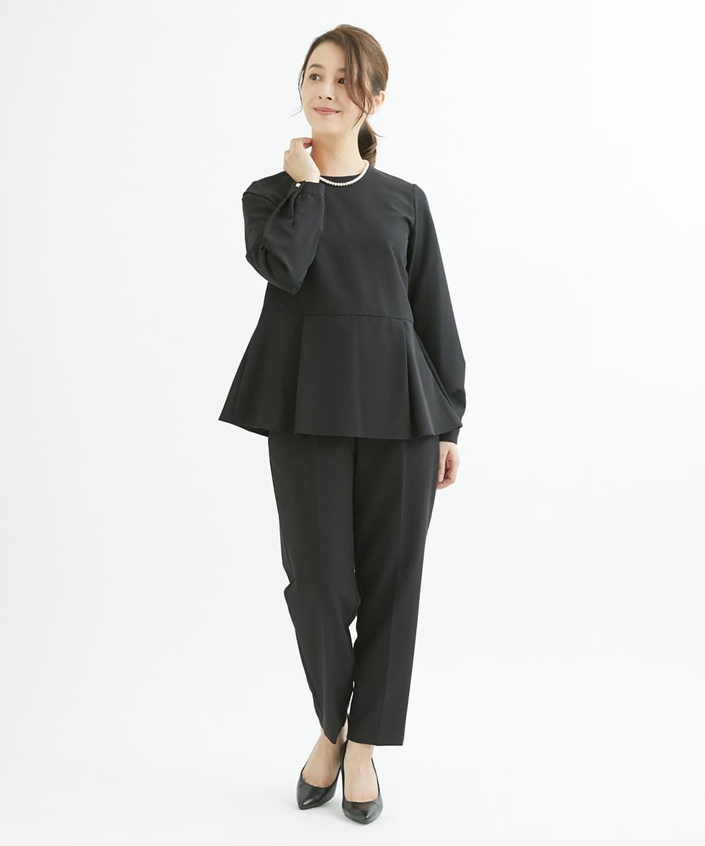 F1BJS34130 MK MICHEL KLEIN(小さいサイズ)(メゾン ドゥ サンク) 【小さいサイズ】ペプラムシルエットブラウス/洗える モカ