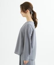 F1BJU33130 MK MICHEL KLEIN(小さいサイズ)(メゾン ドゥ サンク) 【小さいサイズ】タックVネックブラウス/洗える ネイビー