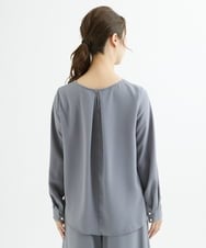 F1BJU33130 MK MICHEL KLEIN(小さいサイズ)(メゾン ドゥ サンク) 【小さいサイズ】タックVネックブラウス/洗える ネイビー