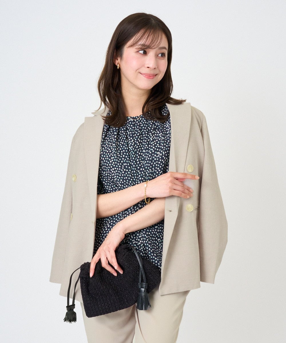 F1DGD46240 MK MICHEL KLEIN(小さいサイズ)(メゾン ドゥ サンク) 【小さいサイズ】バイオヴィンテージツイル ダブルブレストジャケット/接触冷感/UVカット/速乾/洗える グレージュ