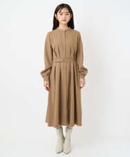 F1EBD57230 MK MICHEL KLEIN(小さいサイズ)(メゾン ドゥ サンク) 【小さいサイズ】ウエストタックデザインワンピース/洗濯機で洗える キャメル