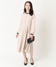 F1EFA10230 MK MICHEL KLEIN(小さいサイズ)(メゾン ドゥ サンク) 【小さいサイズ】配色デザインワンピース/洗える ベージュ