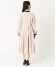 F1EFA10230 MK MICHEL KLEIN(小さいサイズ)(メゾン ドゥ サンク) 【小さいサイズ】配色デザインワンピース/洗える ベージュ