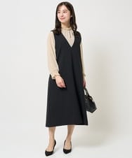 F1EGA35210 MK MICHEL KLEIN(小さいサイズ)(メゾン ドゥ サンク) 【小さいサイズ】リネンライクVネックジャンパースカート/洗える ベージュ