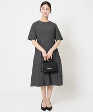 F1EGA55230 MK MICHEL KLEIN(小さいサイズ)(メゾン ドゥ サンク) 【小さいサイズ】サイドベルトデザイン ウエストタックストレッチワンピース/洗える ダークグレー