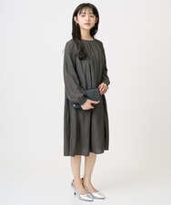 F1EGD26210 MK MICHEL KLEIN(小さいサイズ)(メゾン ドゥ サンク) 【小さいサイズ】サテンギャザーワンピース/洗える パープル