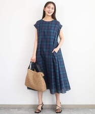 F1EGD46230 MK MICHEL KLEIN(小さいサイズ)(メゾン ドゥ サンク) 【小さいサイズ】オーガンジーチェック柄フレアシルエットワンピース/洗える ネイビー