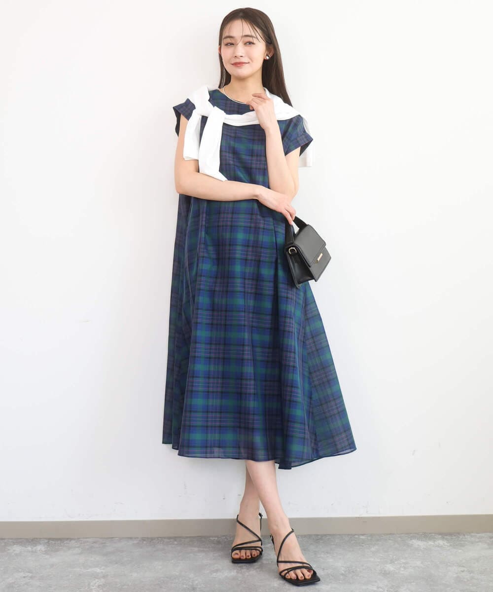 F1EGD46230 MK MICHEL KLEIN(小さいサイズ)(メゾン ドゥ サンク) 【小さいサイズ】オーガンジーチェック柄フレアシルエットワンピース/洗える ネイビー