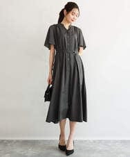 F1EGD58210 MK MICHEL KLEIN(小さいサイズ)(メゾン ドゥ サンク) 【小さいサイズ】[洗える]フレアースリーブ ベルト付きワンピース ダークグレー