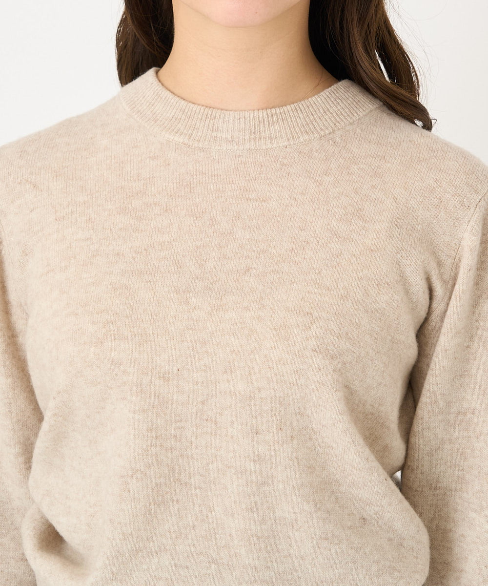 F1FAV09150 MK MICHEL KLEIN(小さいサイズ)(メゾン ドゥ サンク) 【小さいサイズ】airwoolパール調釦バックデザインニット ピンク
