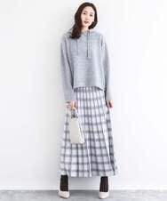 F1FDD62150 MK MICHEL KLEIN(小さいサイズ)(メゾン ドゥ サンク) クロップド丈ニットフーディー/洗える グレー