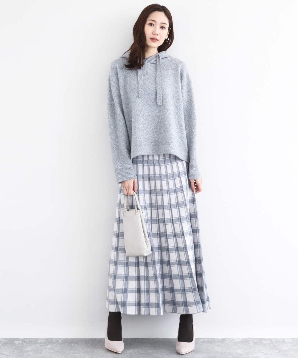 F1FDD62150 MK MICHEL KLEIN(小さいサイズ)(メゾン ドゥ サンク) クロップド丈ニットフーディー/洗える グレー