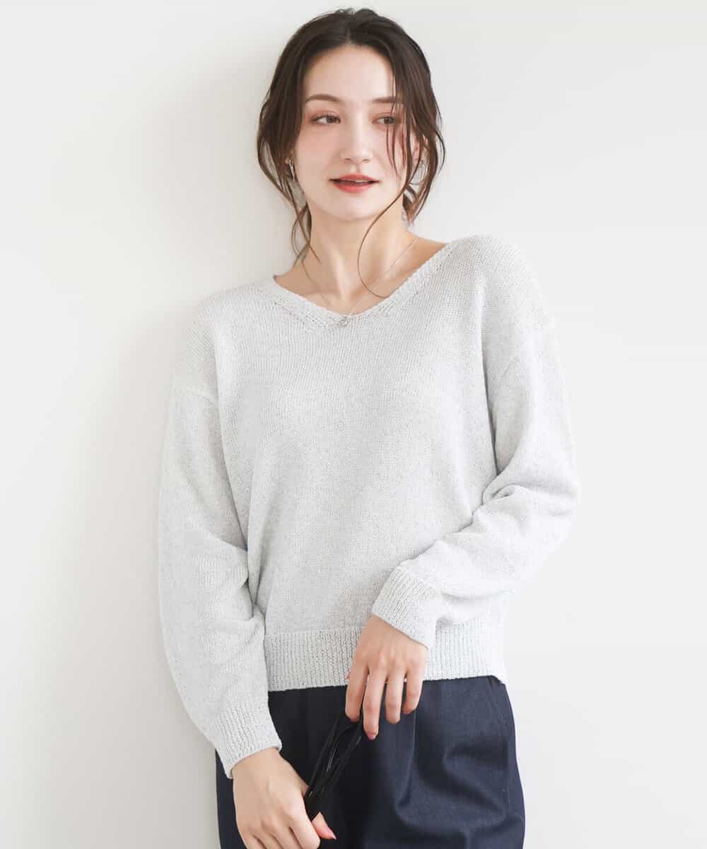 F1FGD31150 MK MICHEL KLEIN(小さいサイズ)(メゾン ドゥ サンク) 【小さいサイズ】ラメ入りノットヤーンVネックニット/洗える シルバー