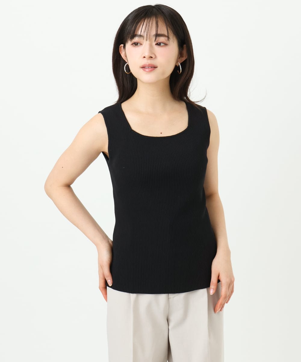 F1FGD44070 MK MICHEL KLEIN(小さいサイズ)(メゾン ドゥ サンク) 【小さいサイズ】スクエアネックリブニットタンクトップ/UVカット/洗える ホワイト（無地）