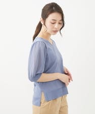 F1FGV46120 MK MICHEL KLEIN(小さいサイズ)(メゾン ドゥ サンク) 【小さいサイズ】シアーパフスリーブVネックニット/洗える ブルー