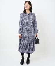 F1HAD03150 MK MICHEL KLEIN(小さいサイズ)(メゾン ドゥ サンク) 【小さいサイズ】スクエア幾何柄フレアースカート/洗濯機で洗える グレイッシュブルー