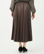 F1HAD38170 MK MICHEL KLEIN(小さいサイズ)(メゾン ドゥ サンク) 【小さいサイズ】レザー調ランダムプリーツスカート/洗える モカ