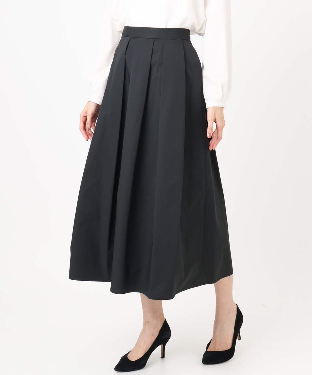 F1HDD60170 MK MICHEL KLEIN(小さいサイズ)(メゾン ドゥ サンク) メモリータフタ タックフレアスカート/洗える ライトブルー