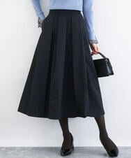 F1HDD60170 MK MICHEL KLEIN(小さいサイズ)(メゾン ドゥ サンク) メモリータフタ タックフレアスカート/洗える ブラック