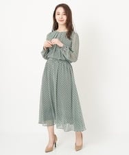 F1HFS01140 MK MICHEL KLEIN(小さいサイズ)(メゾン ドゥ サンク) 【小さいサイズ】レトロ幾何学柄シフォンスカート/丈の長さが選べる/洗える ブルー