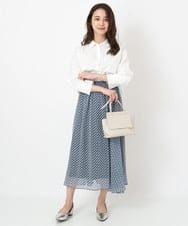 F1HFS01140 MK MICHEL KLEIN(小さいサイズ)(メゾン ドゥ サンク) 【小さいサイズ】レトロ幾何学柄シフォンスカート/丈の長さが選べる/洗える ブルー
